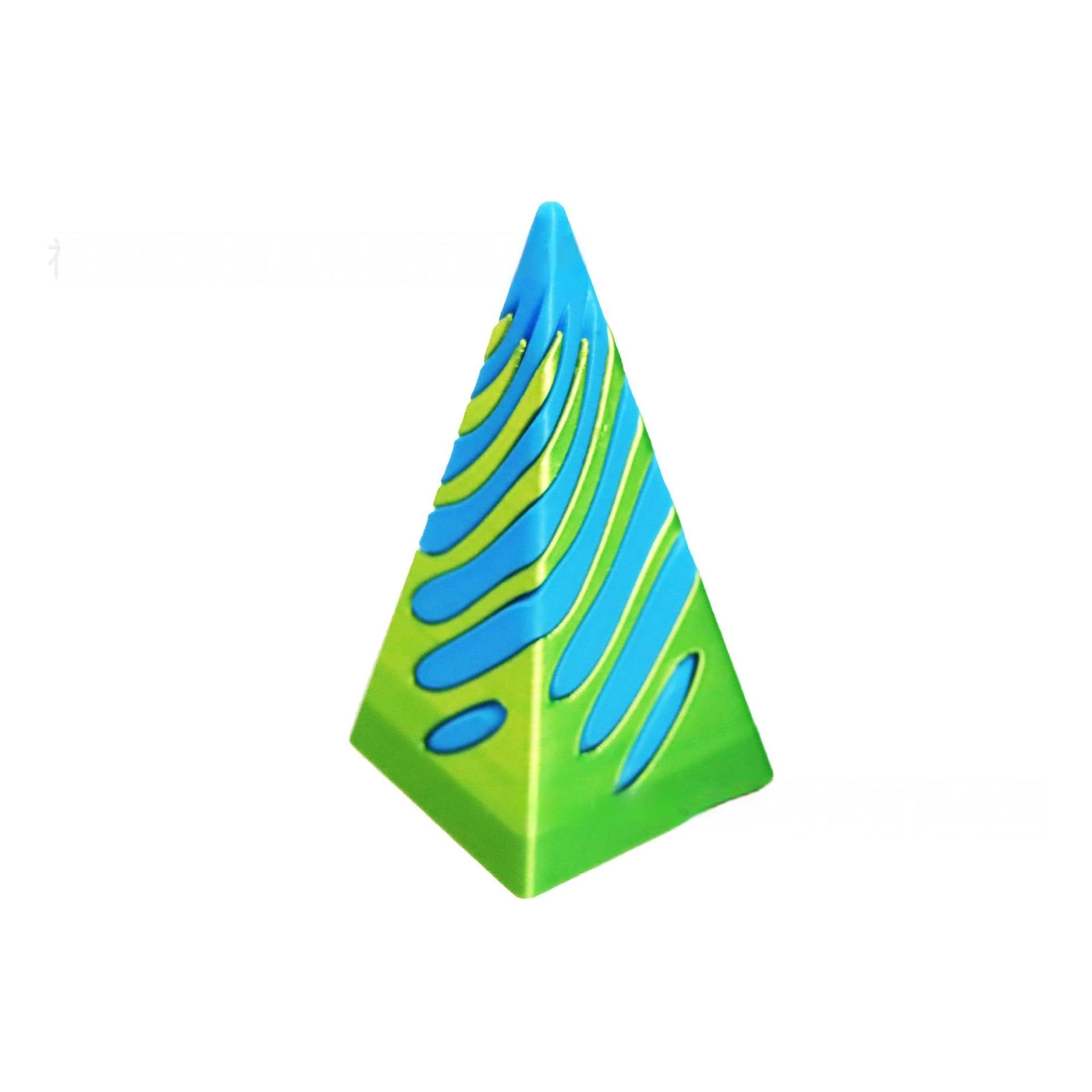 3D Printed Pyramid Toy – Decompression Model for Christmas Gifts & Parties